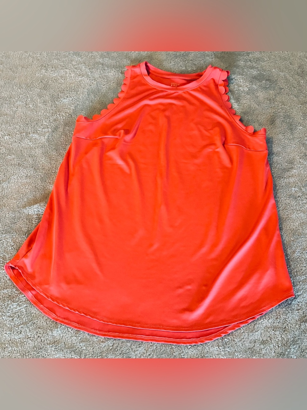 Women’s crown & ivy Coral Scallop-Trim Sleeveless Tank Size Medium